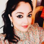 Tanushree Dutta Instagram - Happy Holi 😊 & Happy women's day!! #cosmos 💝💥💫🗯🕳🧡