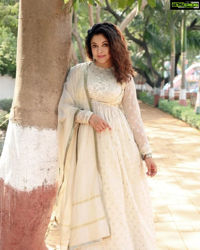 Tanushree Dutta Instagram - Beware of those who tell lies, deceit & cook up stories about me. Lest you invite evil into your lives. My detractors will find what they seek for me multifold. This year is magical & mystical! Many strange miracles on the way...its dawn!! It's going to be very bright very soon & everything that is not of the light shall start to burn. All karmas balanced in the great leveling of ages. The promise will be fulfilled. We had told you to repent... A new beginning for which the old has to end. #compassion #universe #galaxies #hope #faith #positivequotes #awesome #krishna #maa #kali #angels #heaven #pink #rose #ocean #fish #dolphins #enlightenment #awakening #alien #spaceship #goodthings #curiosity #knowing #sunrise
