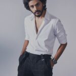 Teja Sajja Instagram – In my favourite colours Black&White 🖤🤍
Clicked by @arifminhaz
Styled by @lankasanthoshi