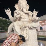 Thakur Anoop Singh Instagram – Ujjain ke Mahakaleshwar Darshan kiye Aur Subah Subah Ki bhasm aarti bhi attend Ki. 

What a divine feeling to be blessed by lord shiva himself. Shivling par ka haar mere gale main daalke he not only blessed but also assured me that ALL IS WELL! Ujjain,mahakaleshwar Temple