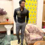 Thakur Anoop Singh Instagram – Event ready look!! 

Thank you Ahmedabad for showing me your love and support Like always! 
#meetandgreet #thakuranoopsingh 

Outfit by @beyondbluebymansipatel 
Managed by @sagarjustcelebrity