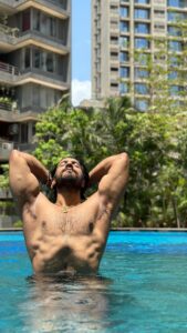 Thakur Anoop Singh Instagram - Diving into serenity, leaving worries behind. 🏊‍♀️