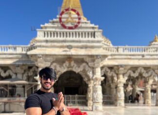 Thakur Anoop Singh Instagram - What more could I have asked for than to end this year by taking Darshan of goddess Amba maata in Gujarat. Thanks to the authorities for making arrangements and taking care. 🙏 Amba Mataji Mandir