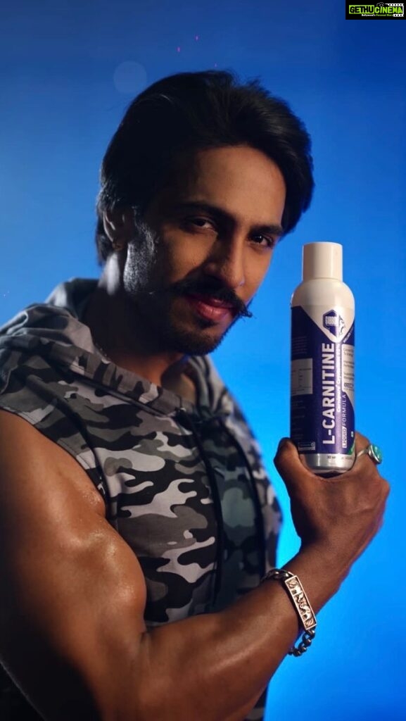 Thakur Anoop Singh Instagram - The product you must keep in your gym bag! L Carnitine that I usually use on an empty stomach workout that keeps me energised for a good 1 hour straight!! @gibbon6_nutrition #ruknanahi #FitnessSupplements #MuscleRecovery #WorkoutSupplements #Bodybuilding #FitnessMotivation #HealthyLiving #Preworkout #Postworkout #FitLife #Gains #Nutrition #FitFam #SupplementStack #carnitine
