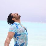 Thakur Anoop Singh Instagram – Summers were about to hit and i had couple of ideas in my mind. Bang on, at the same time @thakur_anoopsingh wanted stand out collection for his Maldives Trip. Turning my ideas into reality and here we go with our Holiday Summer collection.
.
.

#latestfashion #summercollection #anoopsinghthakur #maldives #holidaycollection #fashion #fashionweek #beyondbluebymansipatel #instareels #bollywoodfashion #reelsindia