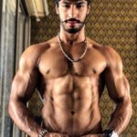 Thakur Anoop Singh Instagram - Daily check in #Flexfriday 💪
