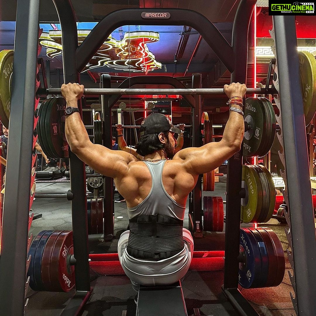 Thakur Anoop Singh Instagram - Building my own wings to fly. 🦅