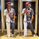 Thakur Anoop Singh Instagram - Jaipur ke successful Event ke baad hum chale Phir apni karmabhoomi - Mumbai !! Aaj ka AirPort look Styled by my fav stylist @talwinder_singhofficial Track suit Aur fanny bag pasand aaya ho toh call karlo ( +91 98787 08883 )