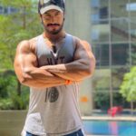 Thakur Anoop Singh Instagram - Each new day is a new opportunity to improve yourself. Take it and make the most of it! Carve your own niche, coz not one gives a shit about you! Fight and make your place is the only way going forward! 💥