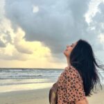 Toral Rasputra Instagram - Sukoon ❤️ . . . #beyou #bepositive #behapppy #keepgoing #keepsmiling #staycalm #stayfocused #believeinyourself #liveinthemoment #lifeisbeautiful