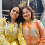 Toral Rasputra Instagram - Happy birthday Supriyaji ❤️❤️❤️ You know how much I love you & what you mean to me ❤️ आप हमेशा स्वस्थ रहो, खुश रहो और मुस्कुराते रहो 🤗🤗 I love u my Josy ❤️❤️😘