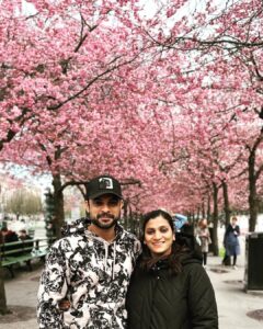 Tovino Thomas Instagram - Cherry blossom 🌸 

#family #onebighappyfamily 
#holidayswithfamily
#officialcherryblossomday
#stockholm #april28 #kungsträdgården #sweden