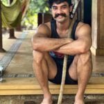 Tovino Thomas Instagram - മാളം സ്റ്റോറിസ് 🌚 Kochi, India