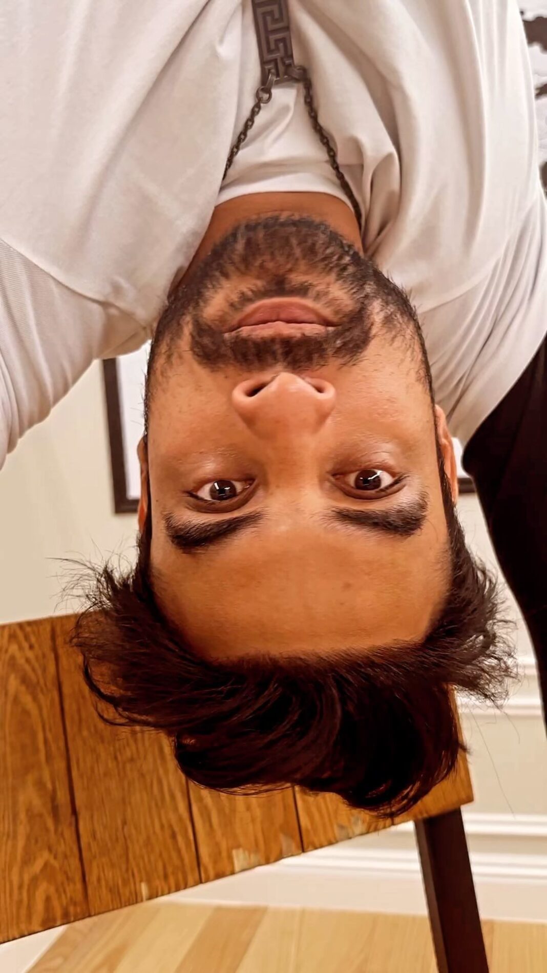 Tovino Thomas Instagram - walking on the ceiling !! #throwback #stockholm #sweden Paradox Museum Stockholm