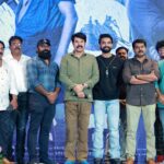 Tovino Thomas Instagram - From yesterday’s teaser launch of 2018, Malikappuram and Chaver. Wishing nothing short of best to everyone involved. ‘2018’ releasing in 2023 !!! Teaser out now 😁 "EVERYONE IS A HERO" @venukunnappilly @iamantojoseph @judeanthanyjoseph @tovinothomas @asifali @kunchacks @actorindrans @vineeth84 @lal_director @narainraam @ajuvarghese @sshivadhaoffcl @koshyvinitha @tanviram @aparna.balamurali @kalaiyarasananbu @sudheesh_actor @akhilarakkal @mohandas_art_director @chaman.chakko @nobinpaul @sameerasaneesh @_vishnugovind @sinat_savier @ronexxavier4103 @gilujoseph #2018 #keralaflood #everyoneisahero #judeanthanyjoseph #venukunnappilly #antojoseph #ckpadmakumar #kavyafilmcompany #pkprimeproductions #tovinothomas #asifali #kunchakoboban #thanviram #kalaiyarasan #shivada #vineethakoshi #vineethsreenivasan #narain#lal #indrans #sudheesh
