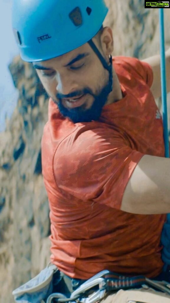 Tovino Thomas Instagram - Ws always fascinated by rock climbing, but the opportunity came just now, with the TVC for Favourite Homes. Like they say, there’s nothing like experiencing something for real. Realized the toil of climbing the steaming rocks, with hands burning with each step upward. But the satisfaction on reaching the top was worth it all. Thanks to the team for the wonderful experience. @rajivram_film @favourite_homes