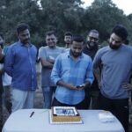 Tovino Thomas Instagram - ഒരു സുഹൃത്തെന്ന നിലയിലും , അവന്റെ സംവിധാനത്തിൽ അഭനയിച്ചിട്ടുള്ള ഒരു നടനെന്ന നിലയിലും ,ഒരുമിച്ച് പല സിനിമകളിലും അഭിനയിച്ചിട്ടുള്ള നടനെന്ന നിലയിലും ഞാൻ ഏറെ സന്തോഷത്തോടെ , അഭിമാനത്തോടെ നോക്കിക്കാണുന്ന വളർച്ചയാണ് @ibasiljoseph ന്റേത് .ഒരുപക്ഷെ ഈ അവാർഡ് വാങ്ങിക്കഴിഞ്ഞ് അവൻ അതേ വേദിയിലിരുന്ന് ഏറ്റവും ആദ്യം ഫോണിൽ വിളിച്ചതും എന്നെയായിരിക്കും . മിന്നൽ മുരളിക്ക് വേണ്ടി ബേസിൽ ഈ അംഗീകാരം ഏറ്റുവാങ്ങുമ്പോൾ ഞങ്ങൾ ഒരുമിച്ച് ഒരേ സിനിമയിൽ അഭിനയിച്ചു കൊണ്ടിരിക്കുകയാണ് എന്നുള്ളത് മറ്റൊരു നിമിത്തമായിരിക്കും . ഇനിയും കീഴടക്കാൻ ഉയരങ്ങളേറെയാണ് . വളരുക , വളരുക , മാനം മുട്ടെ വളരുക !! A serious post about @ibasiljoseph on my timeline seems dramatic.എന്നാലും കിടക്കട്ടെ .😁