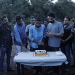 Tovino Thomas Instagram - ഒരു സുഹൃത്തെന്ന നിലയിലും , അവന്റെ സംവിധാനത്തിൽ അഭനയിച്ചിട്ടുള്ള ഒരു നടനെന്ന നിലയിലും ,ഒരുമിച്ച് പല സിനിമകളിലും അഭിനയിച്ചിട്ടുള്ള നടനെന്ന നിലയിലും ഞാൻ ഏറെ സന്തോഷത്തോടെ , അഭിമാനത്തോടെ നോക്കിക്കാണുന്ന വളർച്ചയാണ് @ibasiljoseph ന്റേത് .ഒരുപക്ഷെ ഈ അവാർഡ് വാങ്ങിക്കഴിഞ്ഞ് അവൻ അതേ വേദിയിലിരുന്ന് ഏറ്റവും ആദ്യം ഫോണിൽ വിളിച്ചതും എന്നെയായിരിക്കും . മിന്നൽ മുരളിക്ക് വേണ്ടി ബേസിൽ ഈ അംഗീകാരം ഏറ്റുവാങ്ങുമ്പോൾ ഞങ്ങൾ ഒരുമിച്ച് ഒരേ സിനിമയിൽ അഭിനയിച്ചു കൊണ്ടിരിക്കുകയാണ് എന്നുള്ളത് മറ്റൊരു നിമിത്തമായിരിക്കും . ഇനിയും കീഴടക്കാൻ ഉയരങ്ങളേറെയാണ് . വളരുക , വളരുക , മാനം മുട്ടെ വളരുക !! A serious post about @ibasiljoseph on my timeline seems dramatic.എന്നാലും കിടക്കട്ടെ .😁