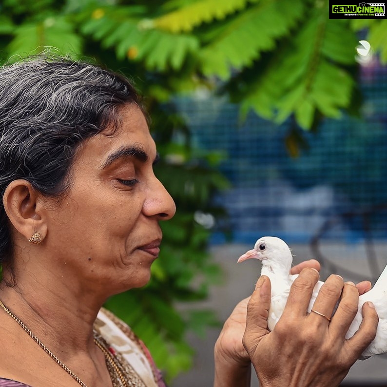 Tovino Thomas Instagram - Just two days after International Mothers' Day, today is My Mother's Day! The photo sums up her effect - she's the source of the love, compassion, care and most of the goodness you may find in me. I only wish if there was some extra time for home, with her. I had stayed an extra day in her womb, that's how it has always been... Happiest Birthday Amma ❤️