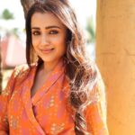 Trisha Instagram - 🍑🧿 Outfit: @ease_kv @viralmantra Jewellery: @kishandasjewellery Footwear : @aprajitatoorofficial @elevate_promotions Style team : @ekalakhani @team___e @malinikarthikeyan @harshene.ravichandar @arpita.kc @mayuri_srivastava Makeup @uspawar3 Hair @rohini_hairstylist Photographed by @beejlakhani Production: @donsrini for @madrastalkies @lyca_productions #PS2 #PonniyinSelvan #ManiRatnam #TrishaKrishnan #TeamE #CholasAreBack #KishandasJewellery #EkaLakhani #CholaTour Mumbai