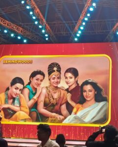 Trisha Instagram - Thank you for the honour,appreciation and love🏆🏅
 @behindwoodsofficial @jfwdigital 
Mani sir,Thank you for #kundavai and #ps 👑🧿