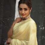 Trisha Instagram - 😇🎬🧿 #thalapathy67 Wearing @dakshinam_sarees Jewellery @grtjewellers Styled by @ekalakhani @malinikarthikeyan @team___e Hair @rohini_hairstylist Makeup @uspawar3 Shot by @thestoryteller_india