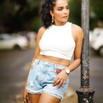 Tuhina Das Instagram - A bit of white and summer vibe! 🤍🌼 #white #aesthetic #summer #summervibes #instagood #instamood #tuhinadas Mumbai, Maharashtra