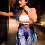 Tuhina Das Instagram - The hymn and glimpse of the weekend! #weekendvibes #ootd #tuhinadas @freakinsindia 👖