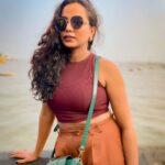 Tuhina Das Instagram - Let the wind blow through your hair and sun shine on your soul. ✨ #nature #moodoftheday #ootd #tuhinadas
