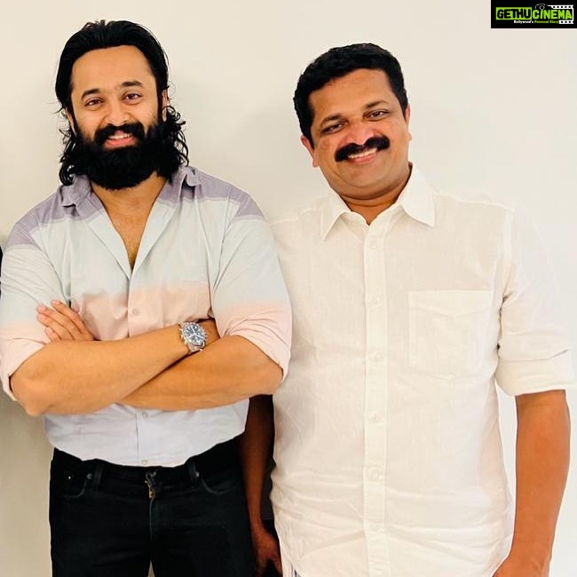 Unni Mukundan Instagram - I know him for almost a decade now. Knew him as that guy who risked it all to make Mallu Singh with a nobody. Gave total support in the making of Malikapuram. Both went on to become blockbusters. Anto chettan is not always available on call but always available when someone is in need. Wishing you the best for everything you do. Most importantly, happy birthday ❤ looking forward for the next with you. @iamantojoseph