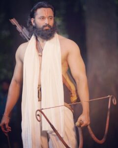 Unni Mukundan Instagram - Celebrate this Vishu with your loved ones and watch #Malikappuram on April 15th!! ❤️🤗🙏🏼 
World Television Premiere only on #Asianet channel !! 📺