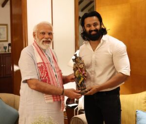 Unni Mukundan Instagram - This is the most electrifying post from this account! 🔥 thank you sir, from seeing you afar as a 14 year old and now finally Meeting you, I’m yet to recover ! Your, “Kem cho Bhaila” on stage literally shook me up ! It was one big dream that I had to meet u and talk to you in Gujarati ! It’s done and what a way it has been ! 45 mins of your time, is the best 45 mins of my life ! I will never forget a word you told me… every Advice will be put to practice and implemented ! Aavtha rehjo Sir, JaishriKrsn @narendramodi @pmooffice8