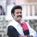 Unni Mukundan Instagram – Many many happy returns of the day to the most humble superstar, Manoj Etta ! Thank you for being a golden heart ! Loads of love and looking forward to more on screen magics together ❤️ @manojkjayan