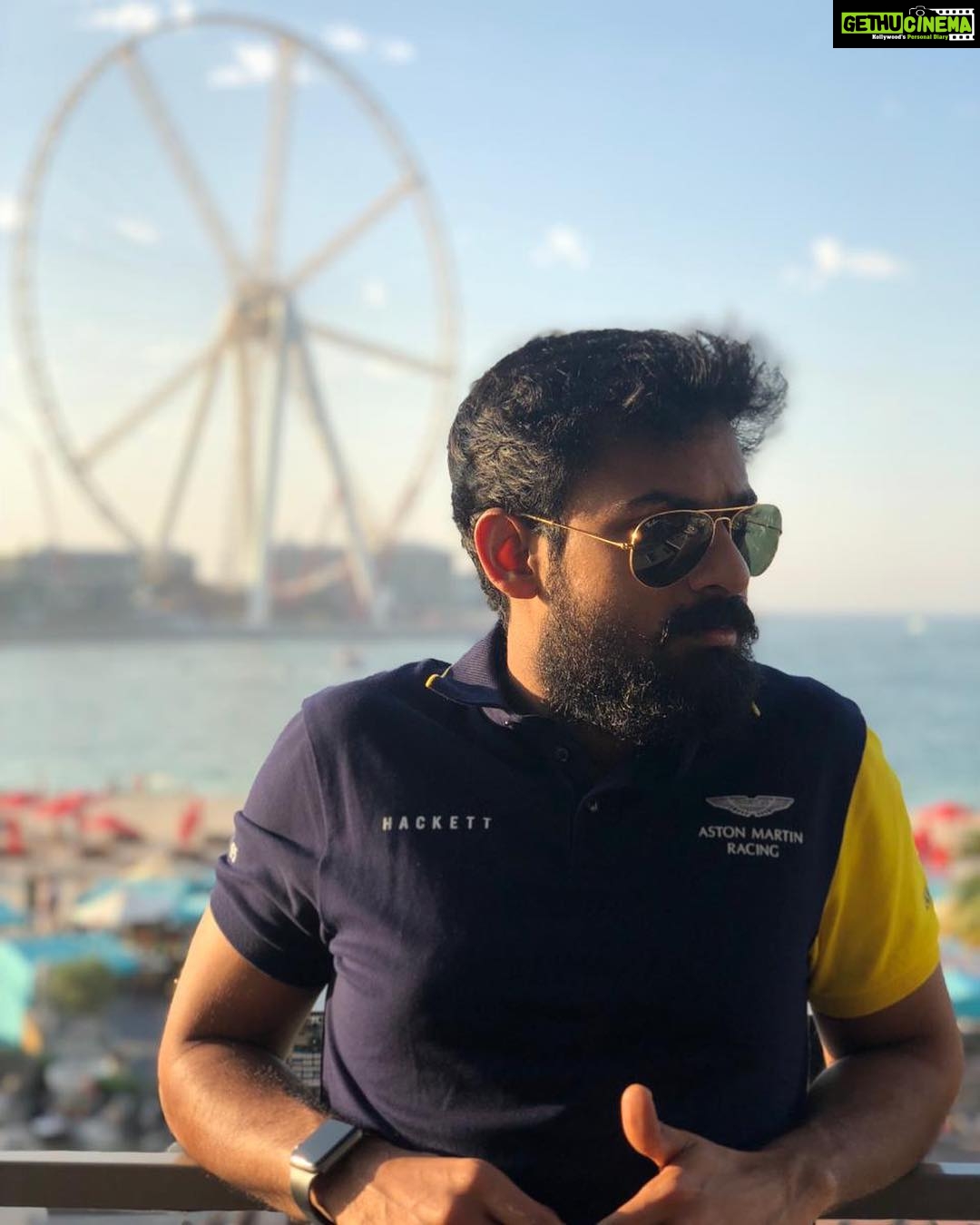 Vaishnav Tej Instagram - #happy2019#hackett 🥳🕶 PC: @nawinvijayakrishna