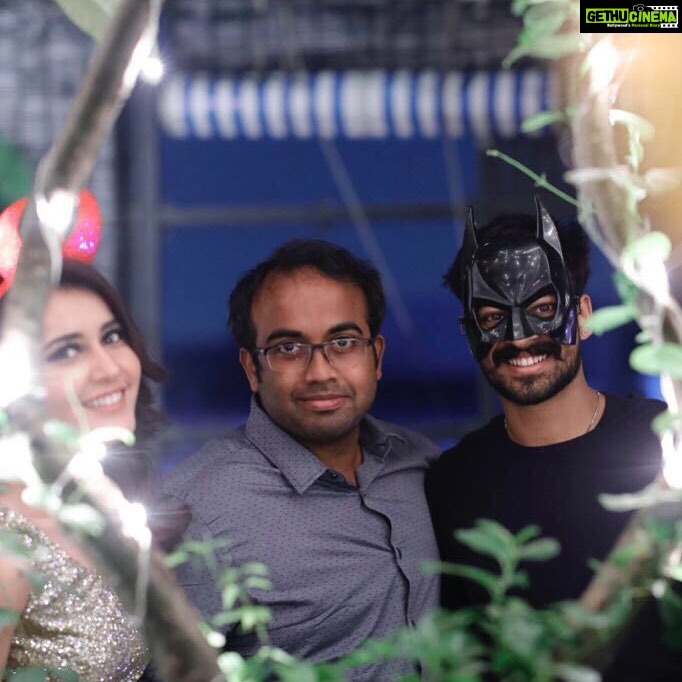 Vaishnav Tej Instagram - #belated#happybirthday#raashikhanna#batman 💥🎂🍩