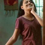 Vaishnavi Chaitanya Instagram - #DevaRaaja - #BabyTheMovie 2nd Single OUT NOW. Experience the Classical Musical Magic now 👇 -[ Link In bio] 🌟 @ananddeverakonda @virajashwinjarajapu 🎬 @sairazesh 💰 @sknonline 🎹 @vijai_bulganin 🎤 @aryadhayal ✒️ @kalyantipirneni @massmoviemakers @sonymusic_south @dheerajmogilineni @gskmedia_pr @housefull.digital