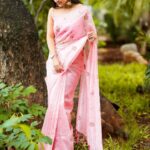 Vani Bhojan Instagram - 💖Saree @imainila_collective 📷 @arunprasath_photography jewellery - @mspinkpantherjewel blouse @turquoisedesignstudio