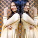 Vani Bhojan Instagram - ❤️ 👗- @studio149 📸 - @arunprasath_photography