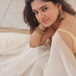 Vani Bhojan Instagram - ❤️ saree - @mathugai_handlooms