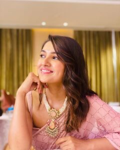 Vani Bhojan Instagram - ❤️ @pradejewels  Blouse - @studio149