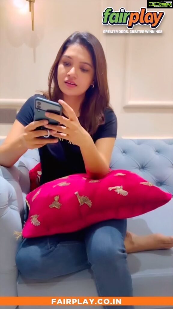 Vani Bhojan Instagram - Use Affiliate Code VANI300 to get a 300% first and 50% second deposit bonus. This Women’s Premiere League, watch the matches LIVE on FairPlay- free of cost, ad free and faster than TV! Win BIG in the debut season of the WPL by betting at the best odds in the market only on FairPlay. 🎁 Greater odds = Greater winnings 💰 Instant withdrawals within 10 mins 24*7 💲 Exciting loyalty, referral and other bonuses 👩🏻‍💻 24*7 customer support #fairplayindia #fairplay #winbig #wincash #sportsbook