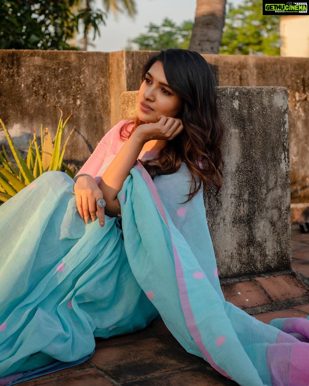 Vani Bhojan Instagram - ❤️ @thepallushop @kiransaphotography @swaadh @rimliboutique