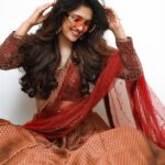 Vani Bhojan Instagram - ❤️❤️ @perfektmakeover @anjushankarofficial @arunprasath_photography @rimliboutique @puii_c_ammy