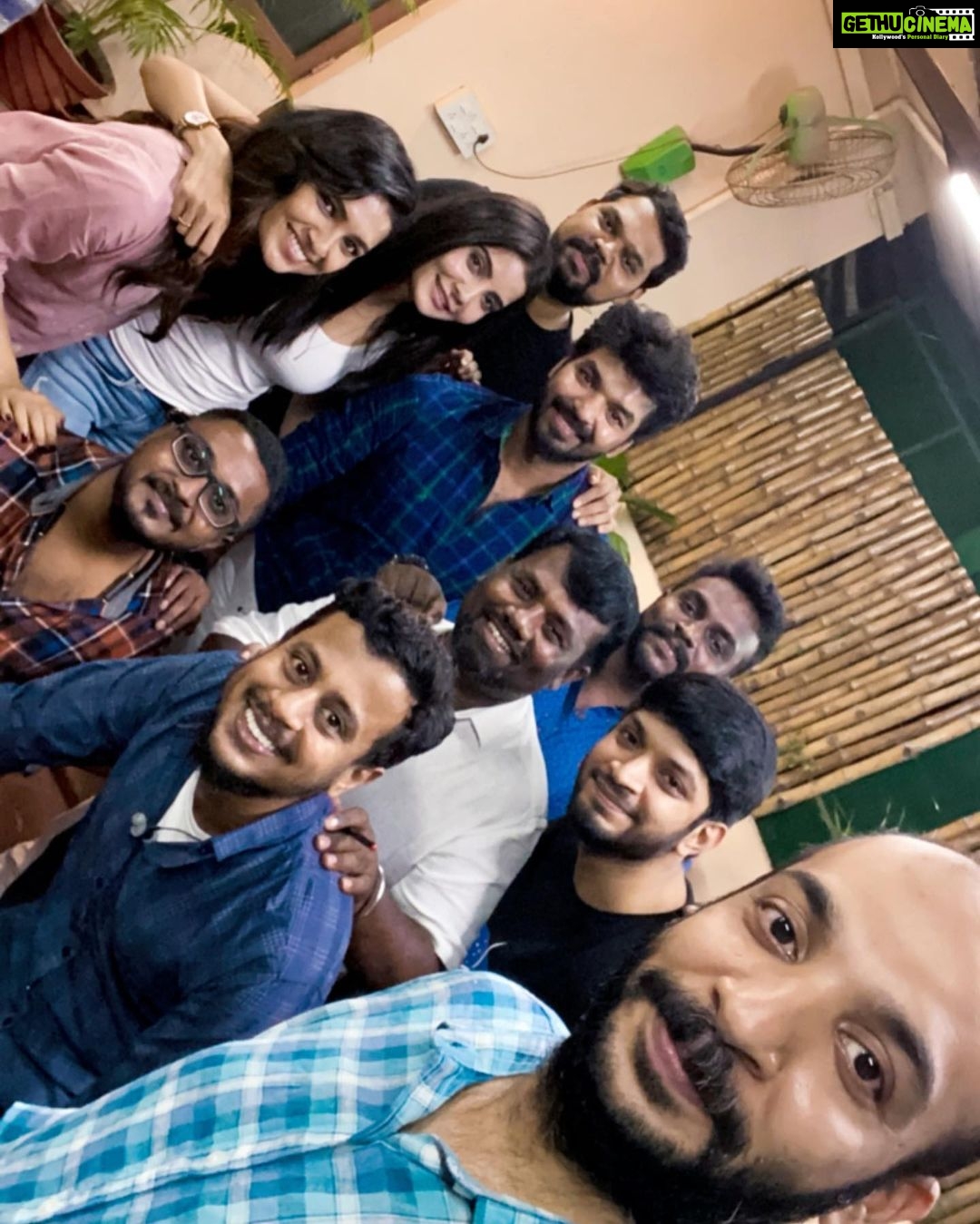 Vani Bhojan Instagram - #triplesthefun @actorjai @scharukesh @actor_vivekprasanna @madhuri_mj ❤️