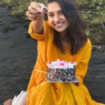 Vani Bhojan Instagram - Thank you for all the bday wishes ❤️. I'm grateful to all people who supported me through the years. Thank you for kindness and warm wishes ❤️❤️❤️love u all❤️❤️