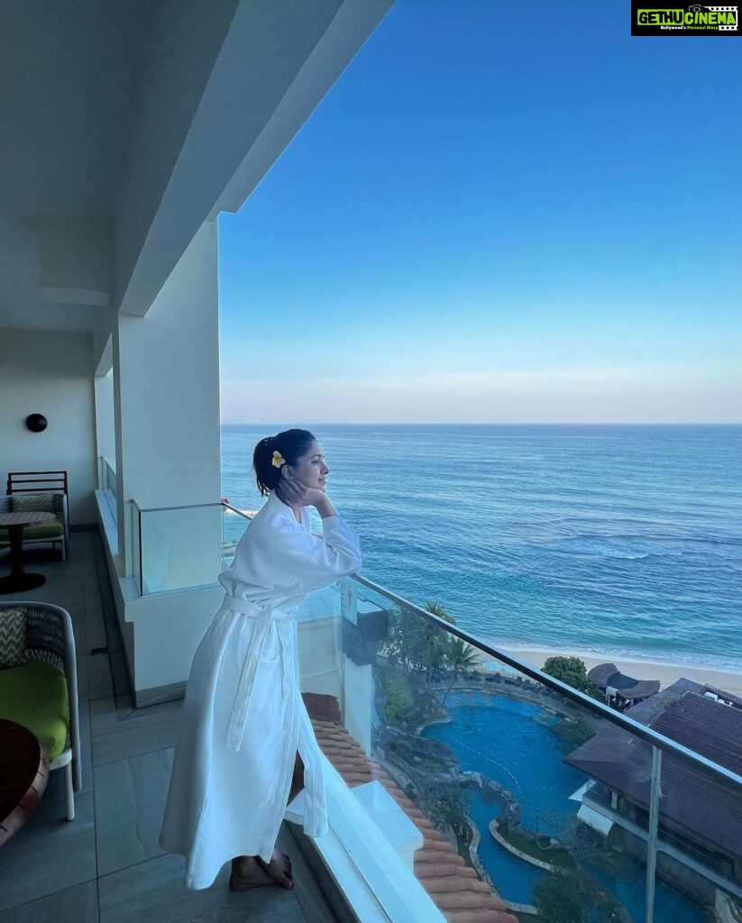 Vani Bhojan Instagram - Day 1 #baliindonesia @gtholidays.in ❤ Hilton Bali Resort