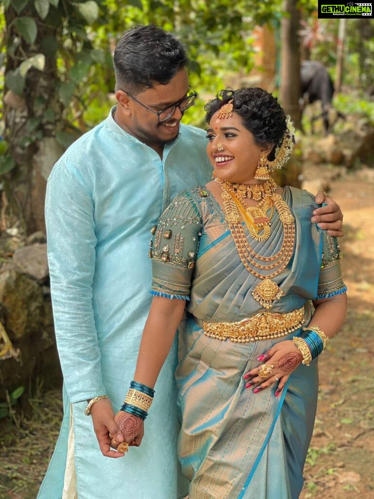 Veena Nair Instagram - Happy married life meenuty and Sujith🥰❤️🥰Meenu Mohan