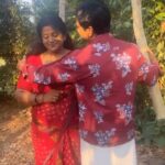 Veena Nair Instagram - With Appunni. @kovooraaan #zeekeralam #wifeisbeautiful @zeekeralam