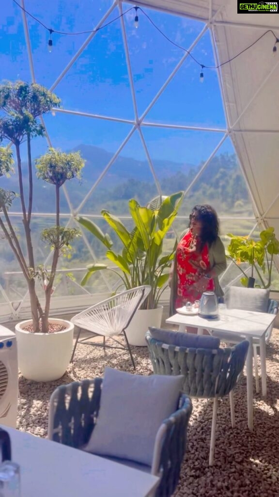 Veena Nair Instagram - Beautiful place are almost alive, when u visit them,you can feel there breaths. @luxeglamp_ 🥰😍😘 Luxeglamp