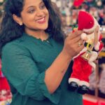 Veena Nair Instagram - Xmas days. ❤️❤️❤️ Nesto Supermarket
